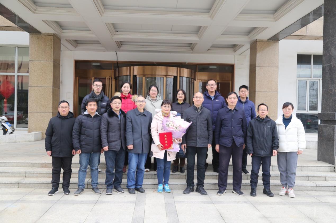 说明: C:\Users\Administrator\Desktop\荣休会\9P0A6404.JPG 说明: C:\Users\Administrator\Desktop\荣休会\9P0A6404.JPG